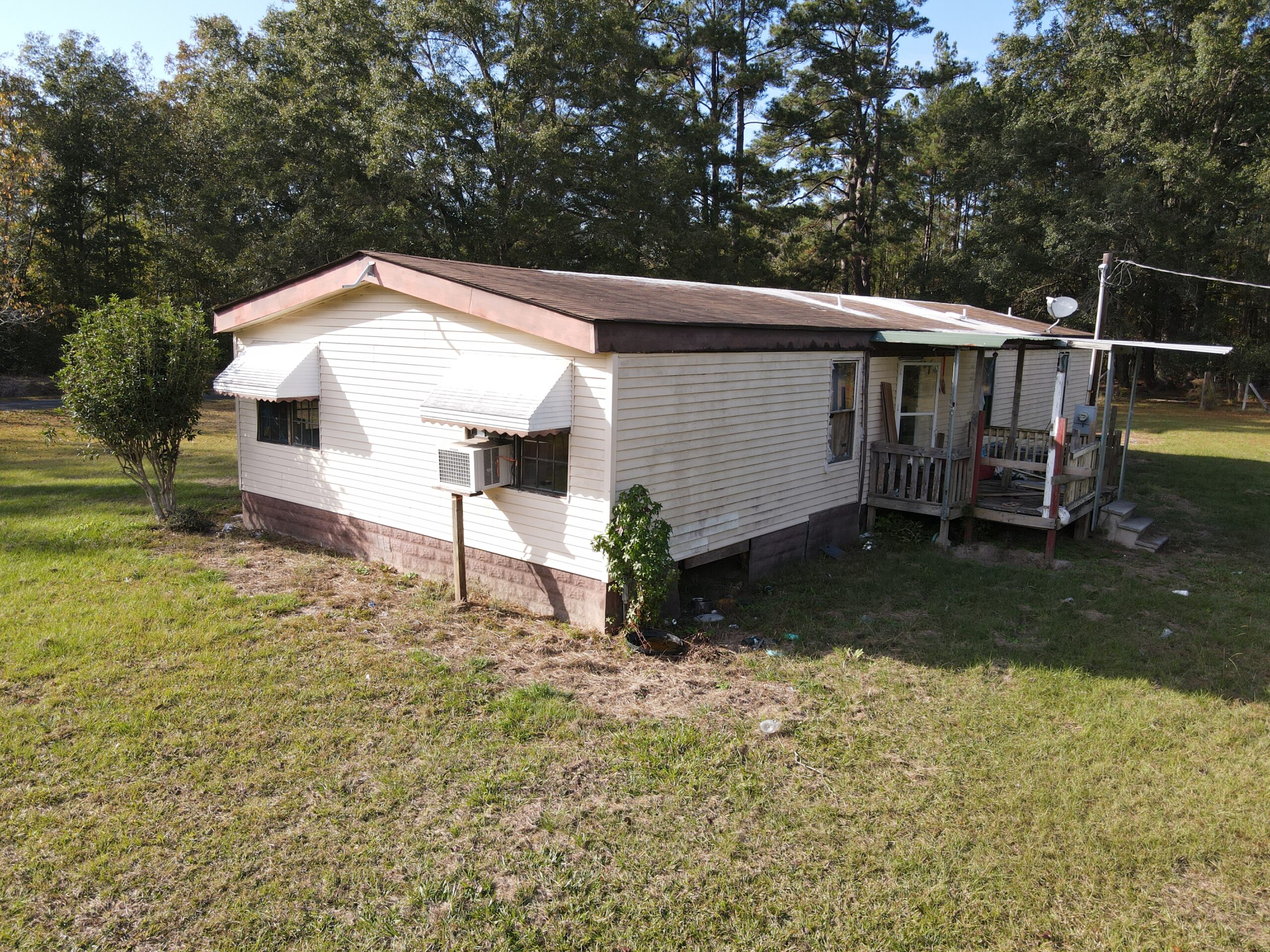 Professional mobile home leveling equipment and foundation support
