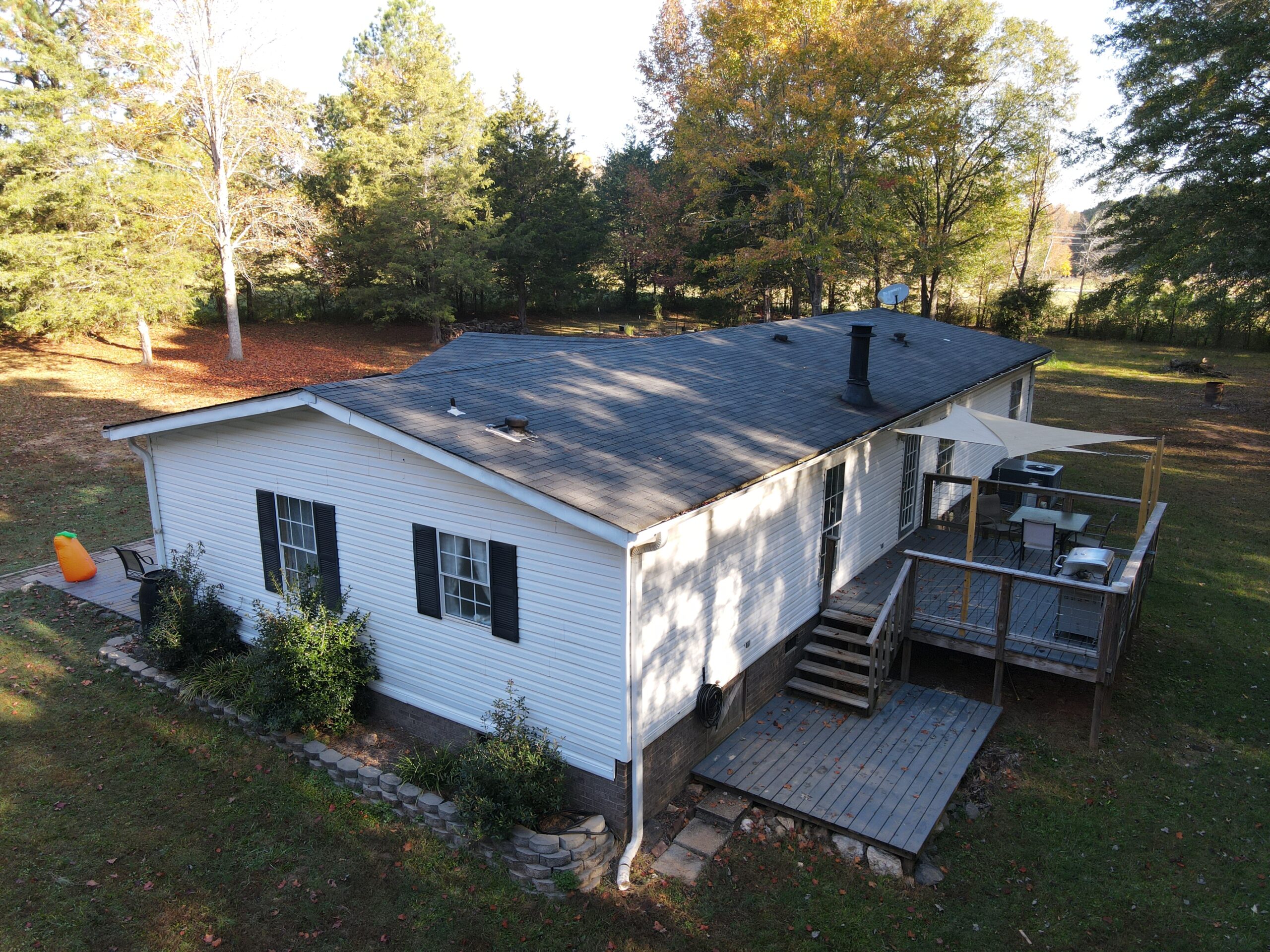 Coastal wind anchoring and heavy-duty tie down system professionally installed on a mobile home in Summerville, SC for hurricane protection